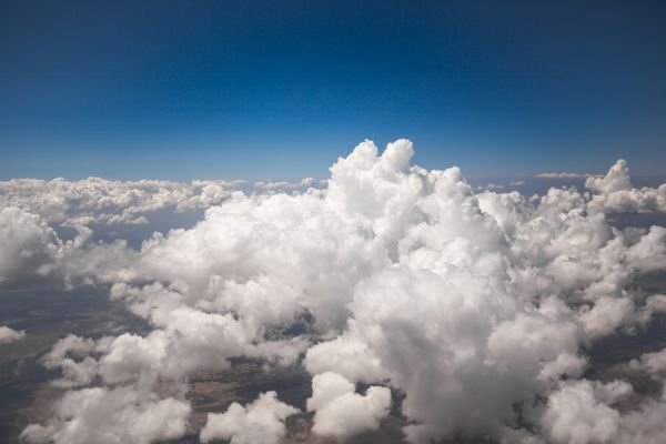  عکس آسمان آبی و آفتابی