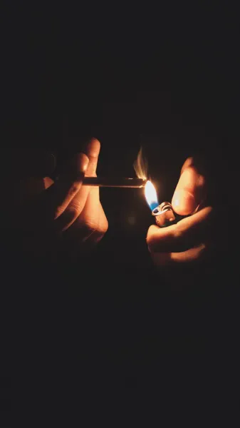  عکس پروفایل پسرانه لاتی سیگار