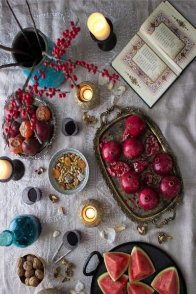 عکس از سفره شب چله