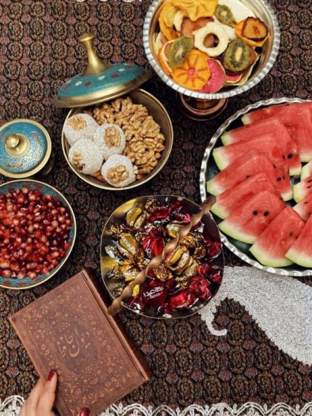  عکس از سفره شب چله