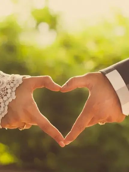  عکس قلب با دست دختر و پسر