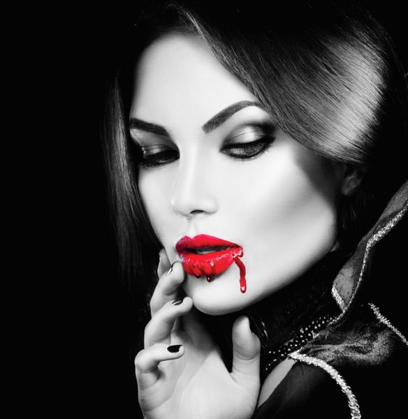  عکس خون آشام فانتزی برای پروفایل