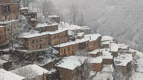  تصویر زمینه شمال ایران در زمستان