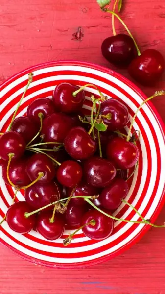  عکس آلبالو فانتزی با کیفیت بالا