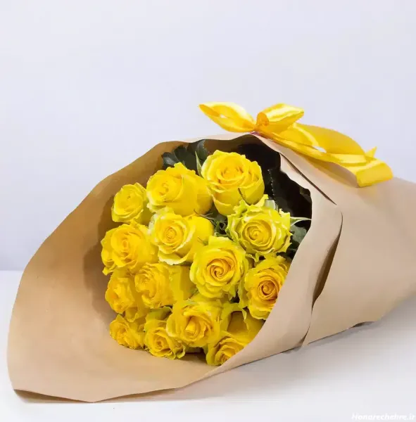 عکس گل زرد و قرمز