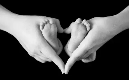  عکس مادر و بچه در دشت برای پروفایل