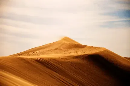 پس زمینه کویر در غروب