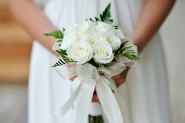  عکس دسته گل عروس اروپایی در اینستاگرام