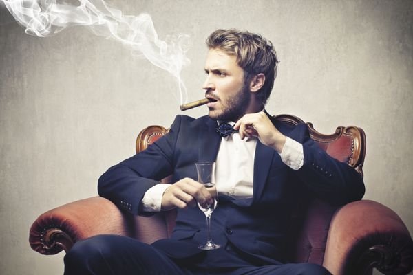  والپیپر پسرانه فانتزی با سیگار برگ