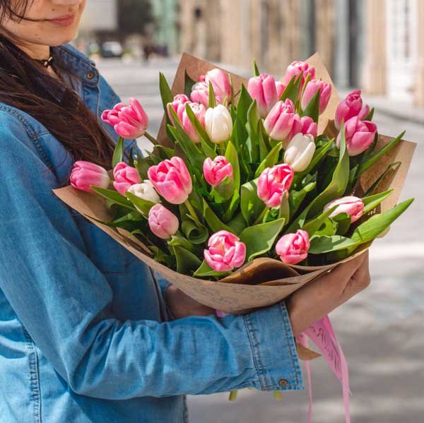 عکس گل لاله برای پروفایل