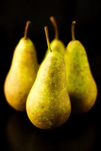  والپیپر گلابی نرم و آب دار