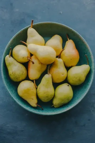  والپیپر گلابی نرم و آب دار