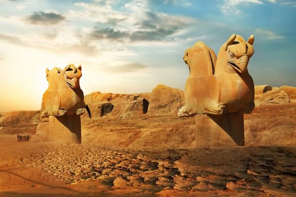  عکس تخت جمشید برای بک گراند