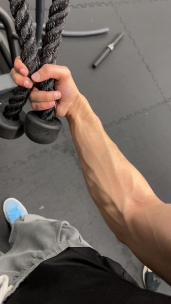  عکس پروفایل پسرانه تو باشگاه