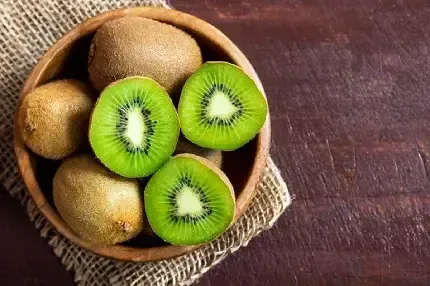 عکس کیوی های تازه و خوشمزه