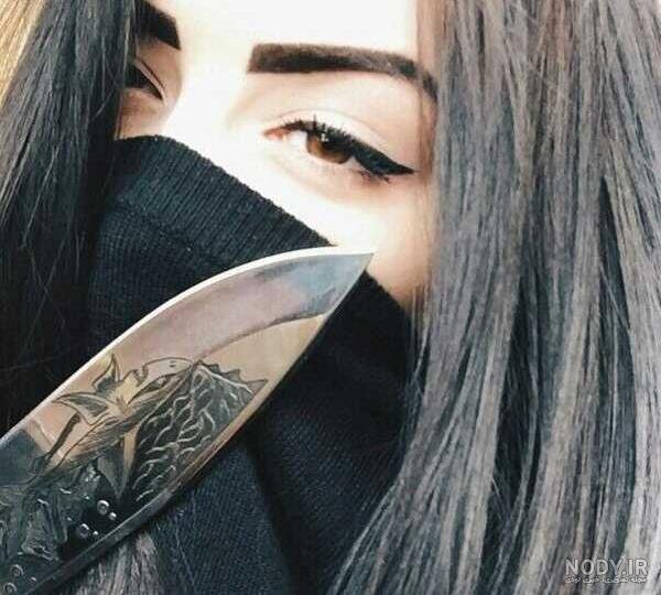  والپیپر فانتزی دختر با کلاه اسپرت برای آیفون