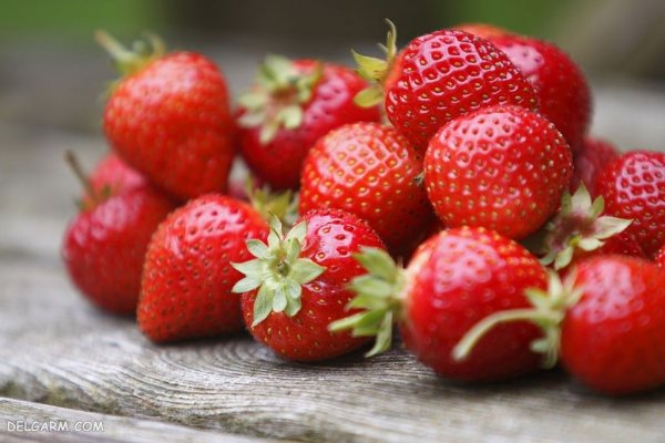  عکس پس زمینه خفن توت فرنگی برای گوشی