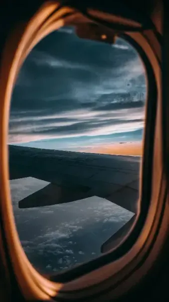  عکس از بال هواپیما برای پس زمینه کامپیوتر