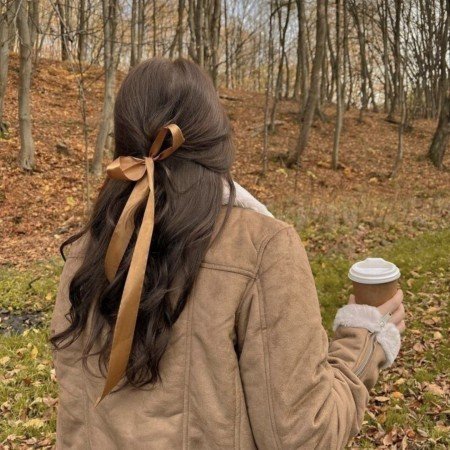  بک گراند قهوه ای کیوت
