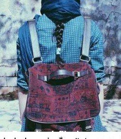  والپیپر دختر با کوله پشتی