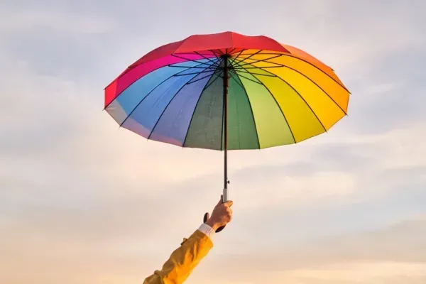  عکس چتر و رعد و برق و باران
