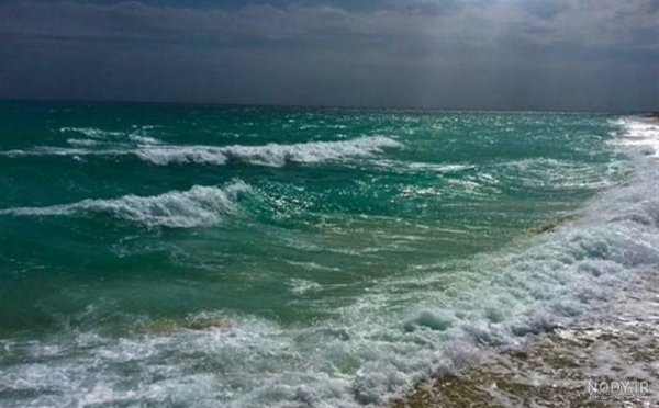 عکس طوفان دریا