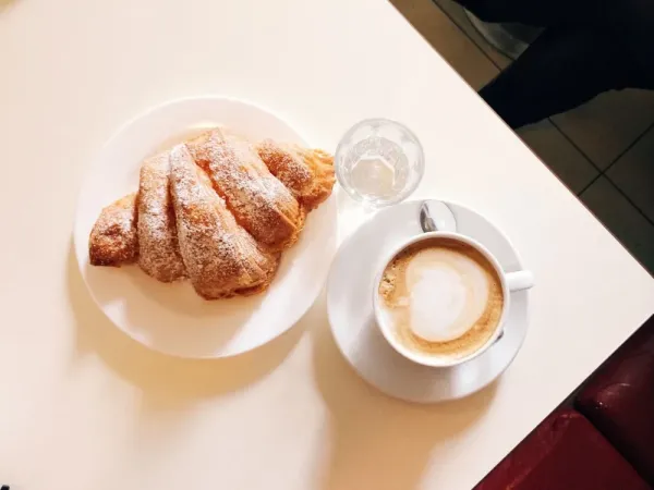  عکس کروسان برای والپیپر