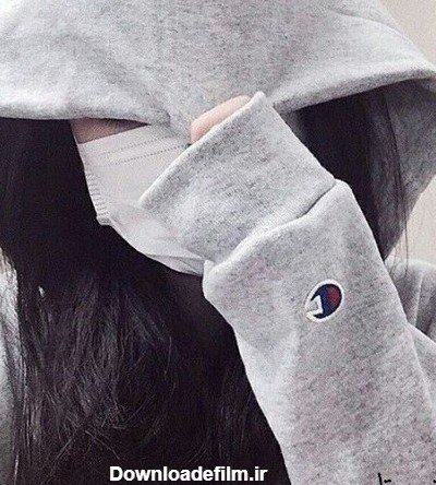  عکس دختر با هودی برای پس زمینه لپ تاپ