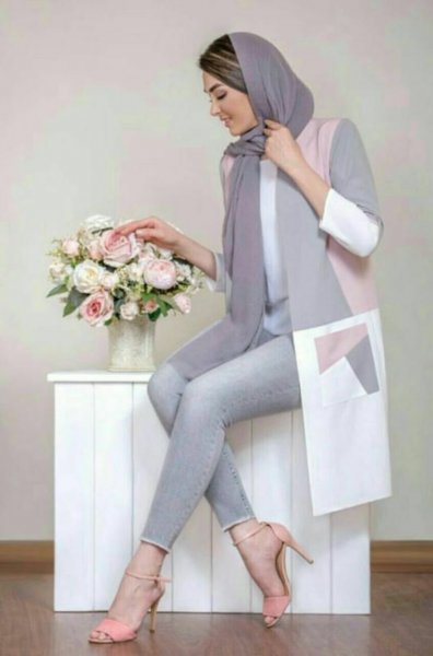 ژست عکاسی دخترانه ساده