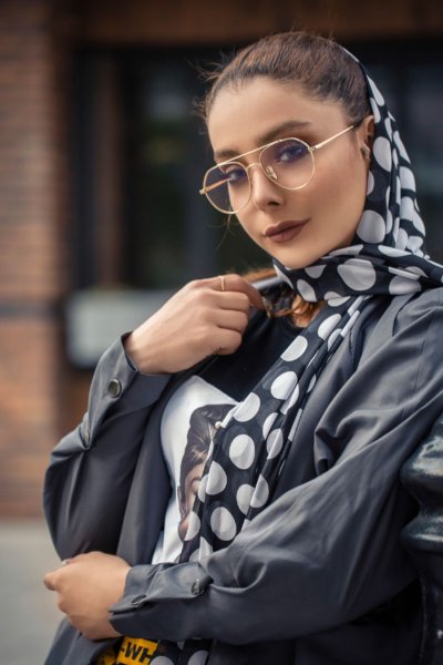  عکس دختر با ژست های زیبا