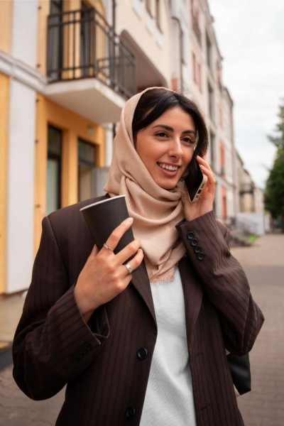  عکس دختر با ژست های زیبا
