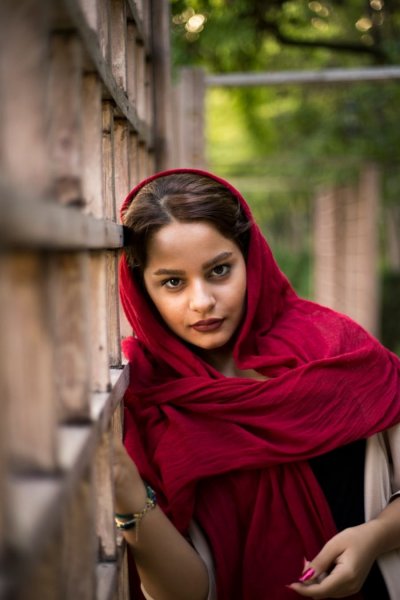  عکس دختر با ژست های زیبا