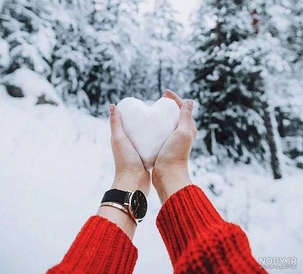 عکس عاشقانه بغل کردن در زمستان