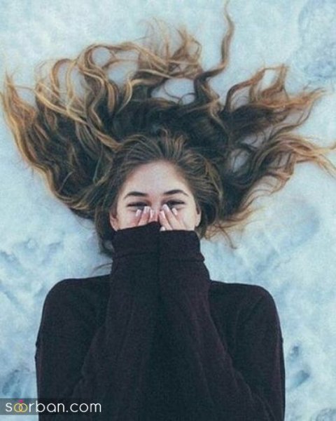 ژست جدید عکس گرفتن دونفره روز برفی