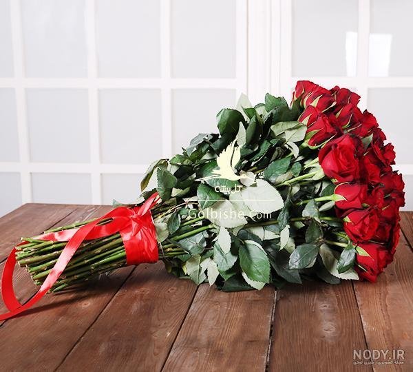  عکس دسته گل رز قرمز عاشقانه