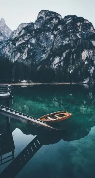  عکس قایق در دریا برای پروفایل