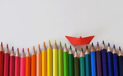  عکس پس زمینه مداد رنگی برای کامپیوتر