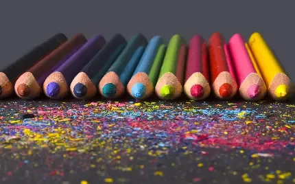  عکس پس زمینه مداد رنگی برای کامپیوتر