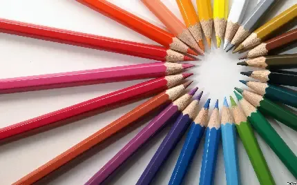  عکس پس زمینه مداد رنگی برای کامپیوتر