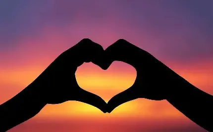 عکس قلب با دست دونفره عاشقانه
