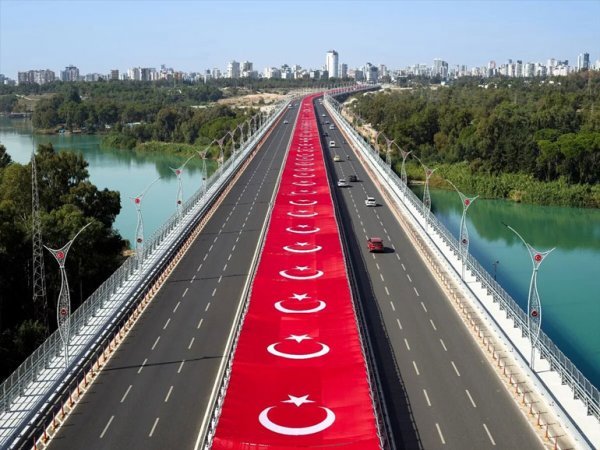  عکس پل استانبول ترکیه در شب