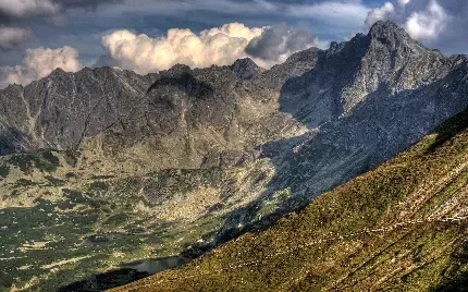 عکس کوهستان برفی زیبا
