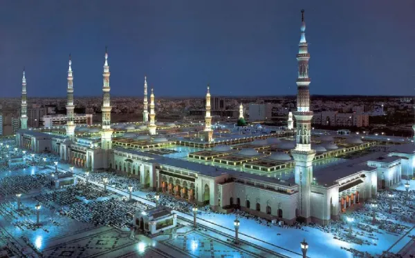  بک گراند مسجد النبی برای گوشی