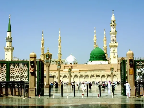  بک گراند مسجد النبی برای گوشی