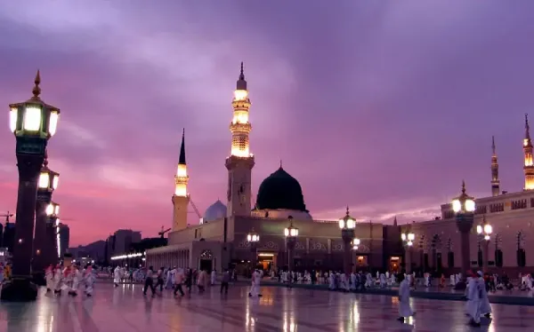  بک گراند مسجد النبی برای گوشی