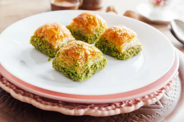  عکس شیرینی باقلوا باکیفیت برای استوری