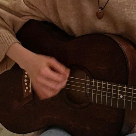  دانلود عکس فانتزی گیتار برای تصویر زمینه