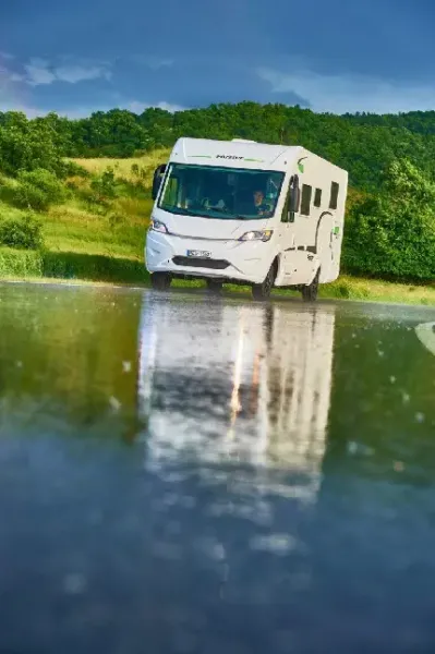  عکس ماشین کمپر برای مسافرت