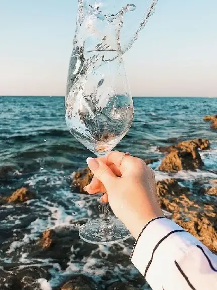  عکس آب در لیوان