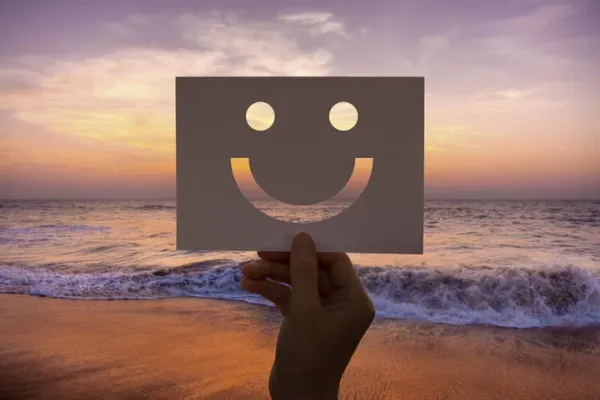  عکس روز جهانی شادی برای استوری